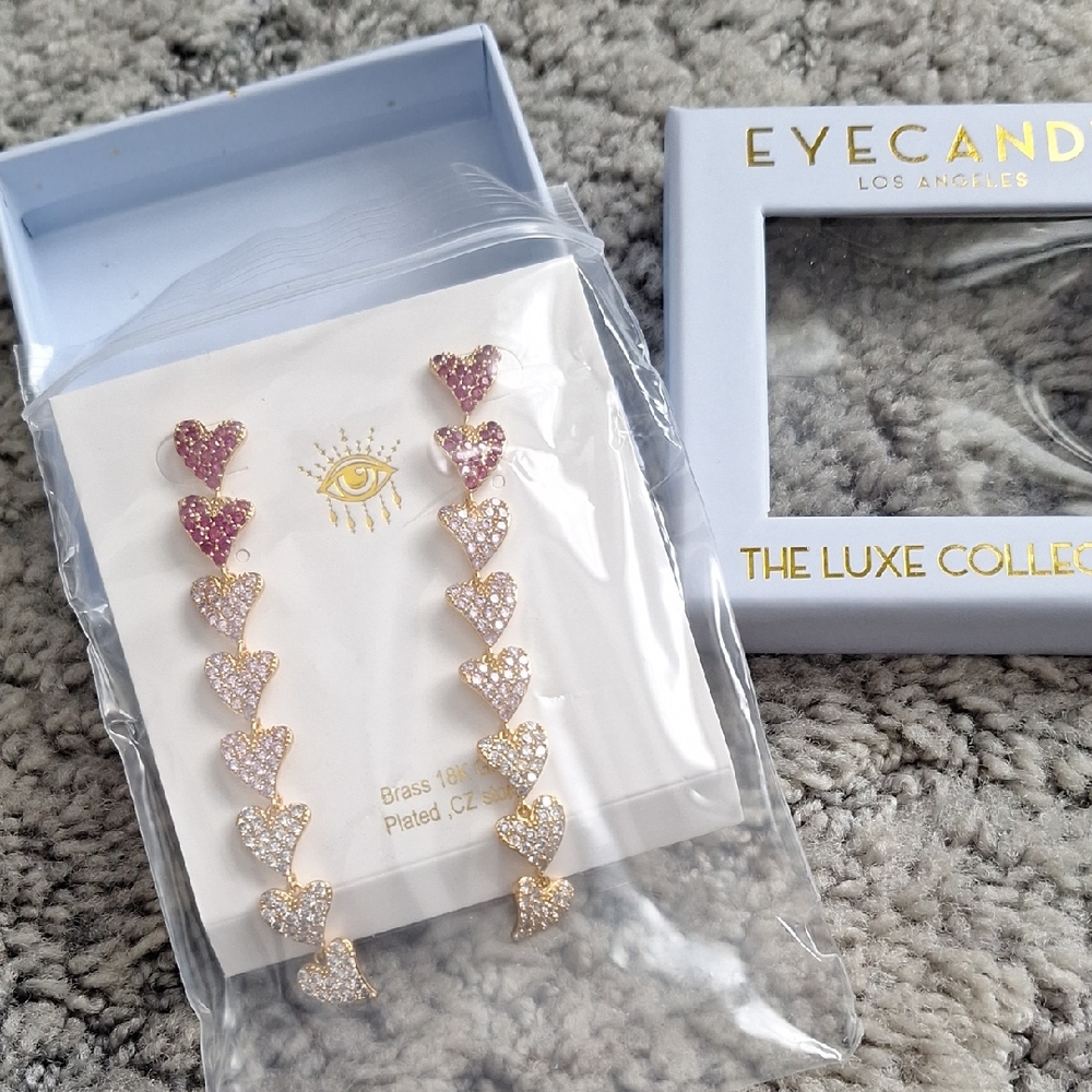 EyeCandy LA luxe Long Dangle Heart Earrings NIB NWT